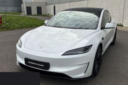 Tesla Model 3 5.676 km 55.300 € Hannover 30519