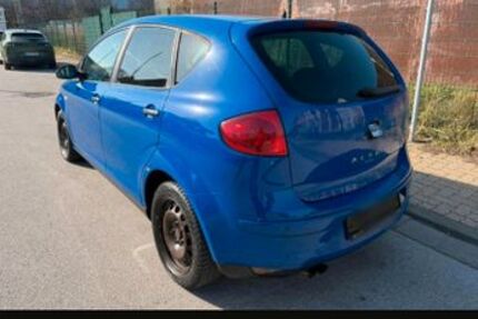 Seat Altea 224.000 km 1.999 &euro; Remscheid 42857