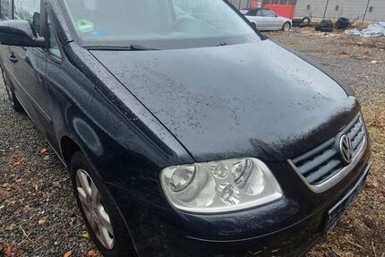 VW Touran 200.000 km 2.999 &euro; Achim 28832