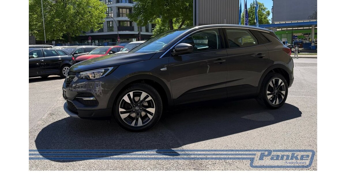 Opel Grandland Innovation*AHK*E-Koffer*Pano*Car-Play* 169.817 km 10.890 &euro; Berlin 13187