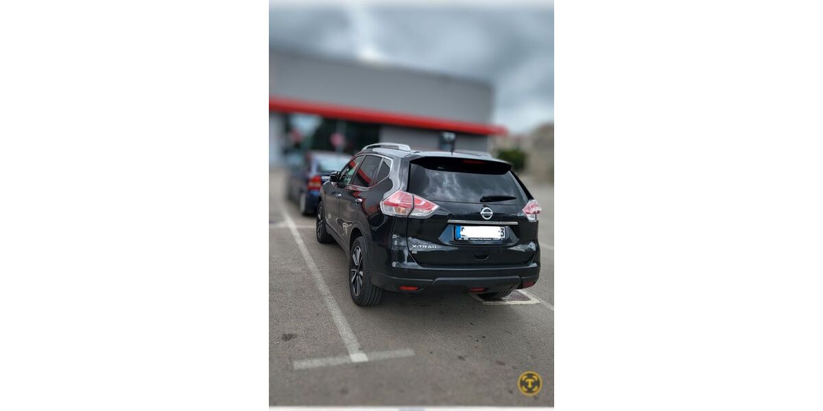 Nissan X-Trail 195.300 km 12.800 &euro; Esslingen 73730