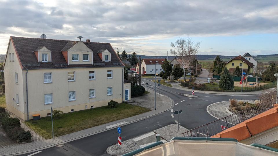 Dachgeschoßwohnung Wilsdruff - 1 Zimmer, 33 m&sup2;, 240&euro; | Angebot:26647426