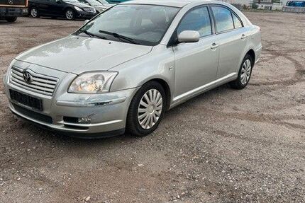 Toyota Avensis 86.000 km 2.990 &euro; Hamburg 22113