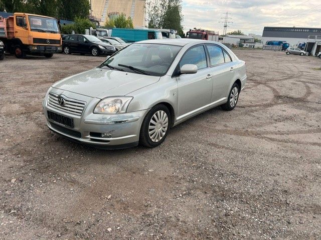 Toyota Avensis 86.000 km 2.990 &euro; Hamburg 22113