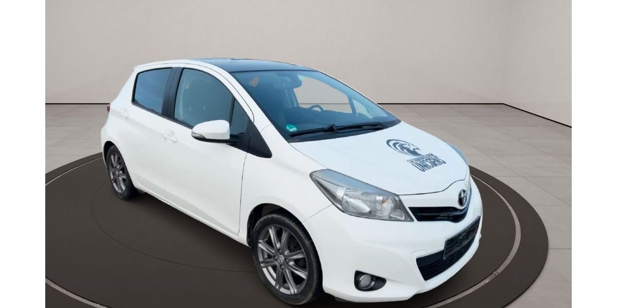 Toyota Yaris 303.000 km 4.200 &euro; Heinrichshofen 86492