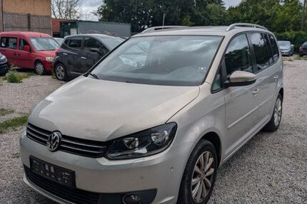 VW Touran 136.000 km 8.990 &euro; Berlin 13158