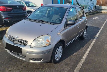 Toyota Yaris 76.000 km 3.200 € Mannheim 68169