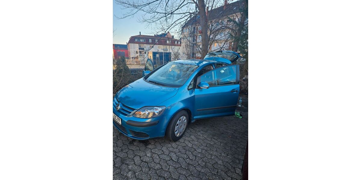 VW Golf Plus 87.000 km 2.300 &euro; Zirndorf 90513