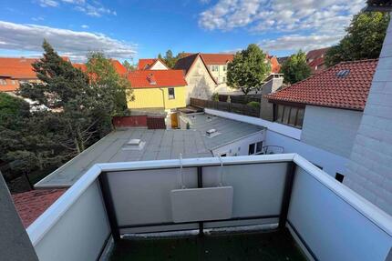 Gepflegte 3 Zimmer Wohnung mit Balkon und Einbauküche