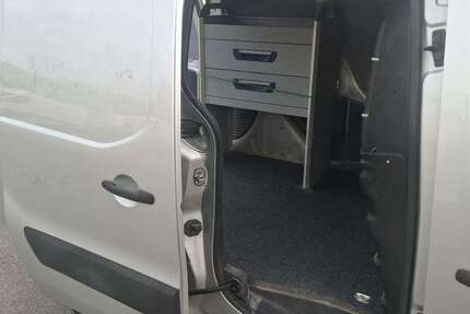 Peugeot Partner 227.000 km 2.800 &euro; Halle (Halle (Westf.)) 33790