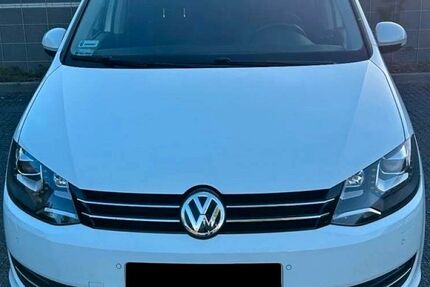 VW Sharan 147.838 km 16.950 &euro; Nürnberg 90443