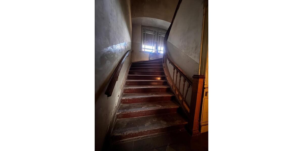 Villa Reichenbach im Vogtland - 25 Zimmer, 920 m&sup2;, 60.000&euro; | Angebot:27081976