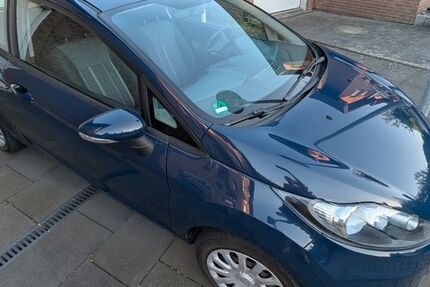 Ford Fiesta 86.500 km 2.900 &euro; Meckenheim 53340