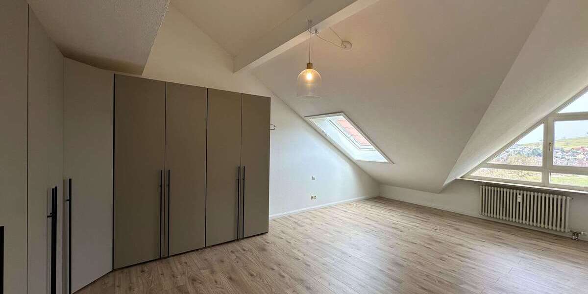 Etagenwohnung Hilzingen - 3.5 Zimmer, 109 m&sup2;, 285.000&euro; | Angebot:25521211