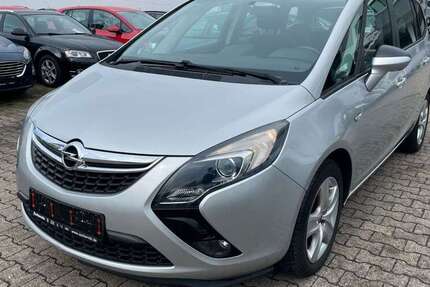 Opel Zafira 120.611 km 8.995 € Stuttgart 70597