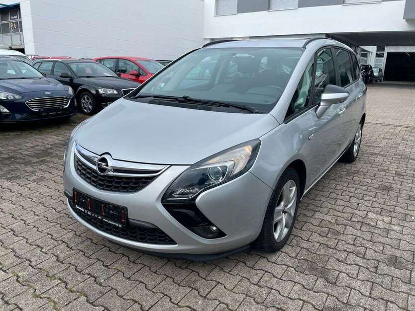 Opel Zafira 120.611 km 8.995 € Stuttgart 70597