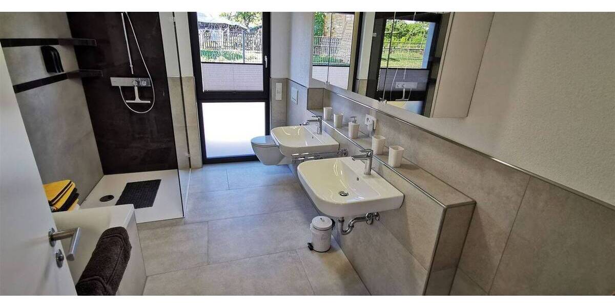 Etagenwohnung Überlingen Überlingen - 3 Zimmer, 102 m&sup2;, 3.000&euro; | Angebot:22615951