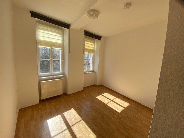 Etagenwohnung Bad Lobenstein - 2 Zimmer, 67 m&sup2;, 364&euro; | Angebot:26335836