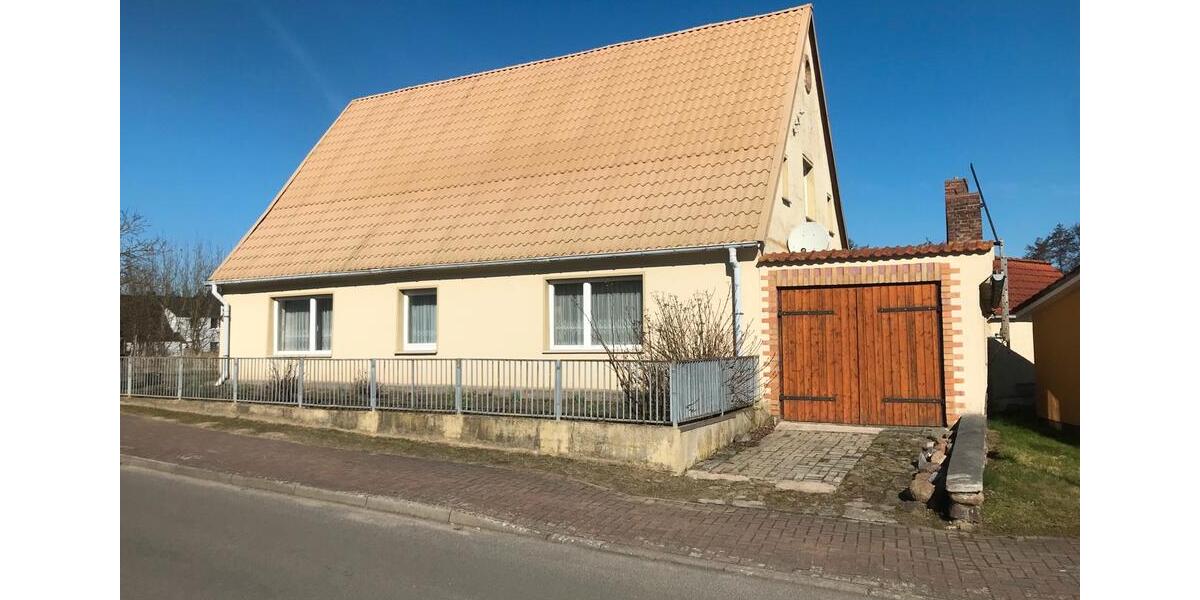Einfamilienhaus Bergen auf Rügen - 4 Zimmer, 100 m&sup2;, 130.000&euro; | Angebot:27070750