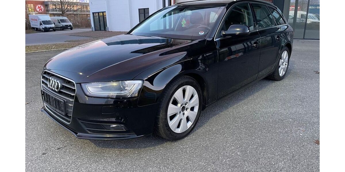 Audi A4 218.000 km 10.999 &euro; Lübeck 23560