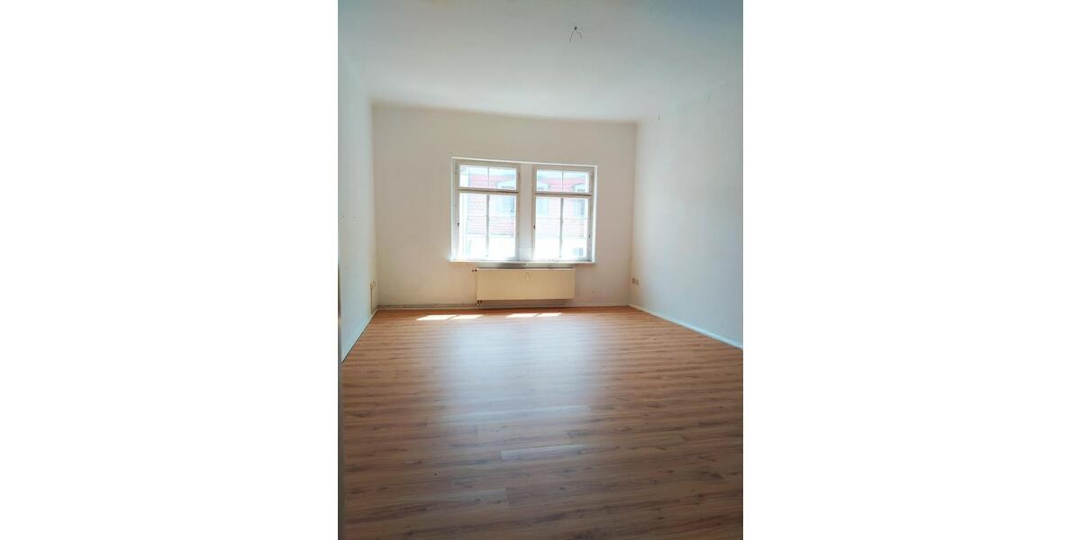 Etagenwohnung Zittau - 8 Zimmer, 195 m&sup2;, 800&euro; | Angebot:26448234