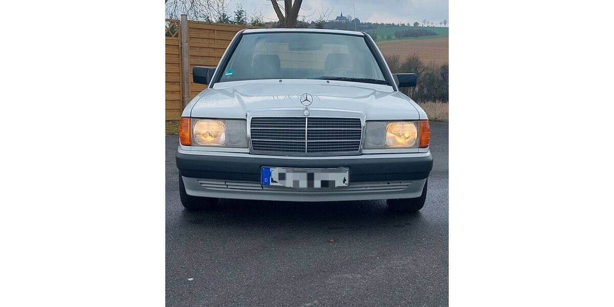 Mercedes-Benz 190 118.000 km 4.500 &euro; Bad Camberg 65520