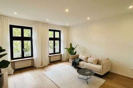 Wohnung zum Kaufen in Wiesbaden 299.000 € 74 m² 2 zimmer