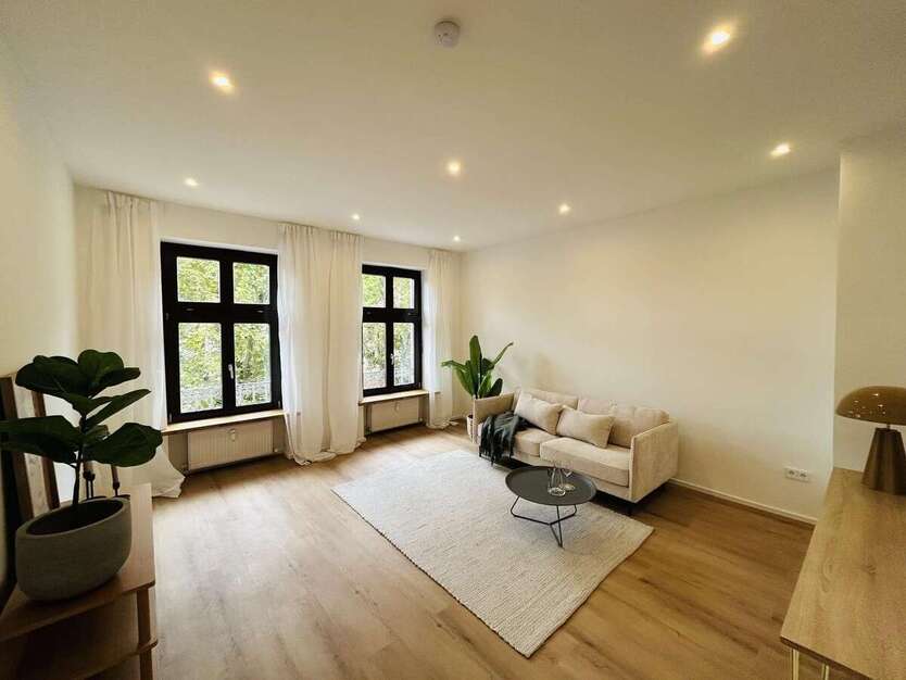 Wohnung zum Kaufen in Wiesbaden 299.000 € 74 m² 2 zimmer