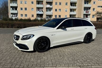 Mercedes-Benz C 63 AMG 75.000 km 46.500 &euro; Altrip 67122