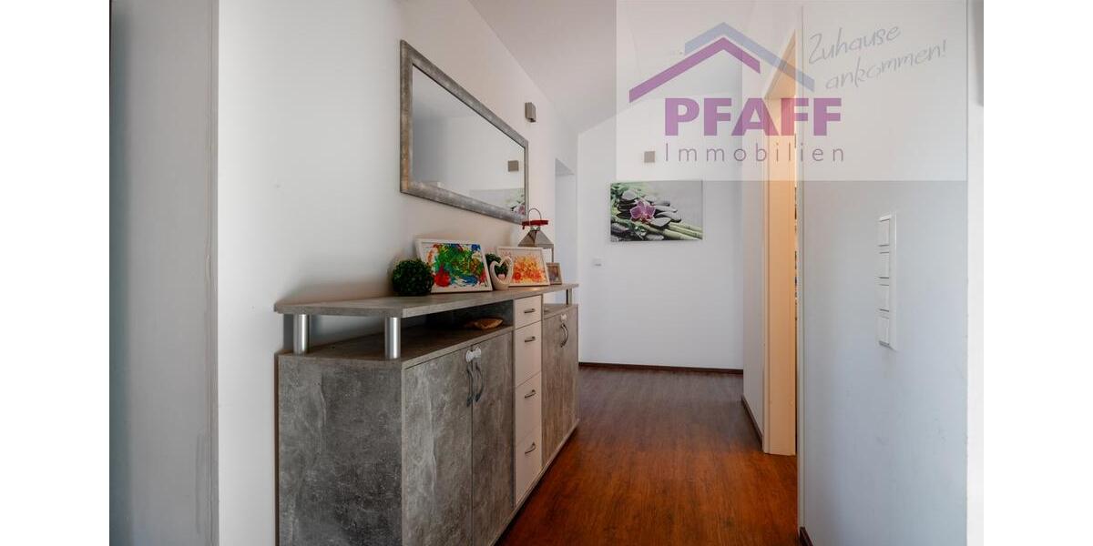 Dachgeschoßwohnung Engen - 4 Zimmer, 160 m&sup2;, 1.550&euro; | Angebot:26346887