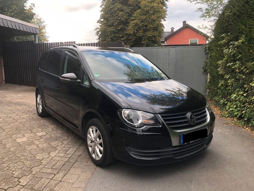 VW Touran 215.000 km 4.200 € Warendorf 48231