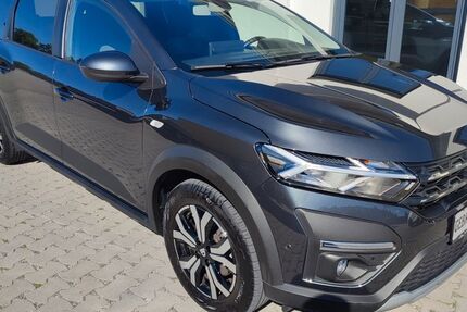 Dacia Jogger 39.821 km 16.990 € Ebermannsdorf 92263