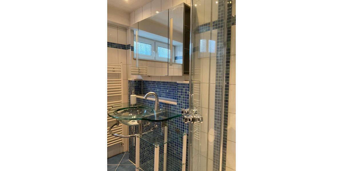 Etagenwohnung Gleichen - 2 Zimmer, 97 m&sup2;, 900&euro; | Angebot:25397275