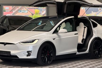 Tesla Model X 68.555 km 52.750 &euro; Emsbüren 48488