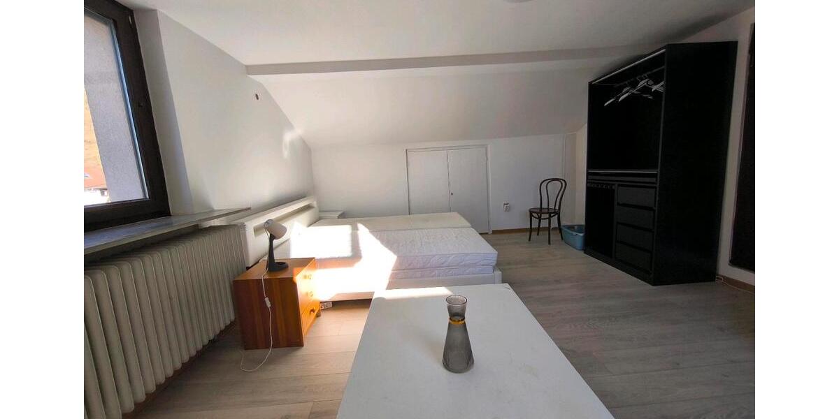 Dachgeschoßwohnung Dossenheim - 1 Zimmer, 20 m&sup2;, 620&euro; | Angebot:25721131