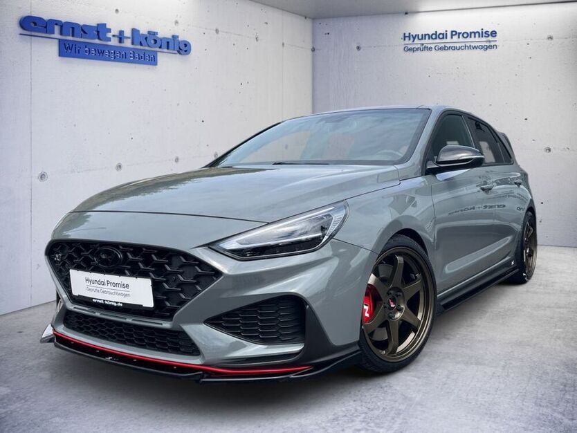 i30