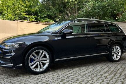 VW Passat Variant