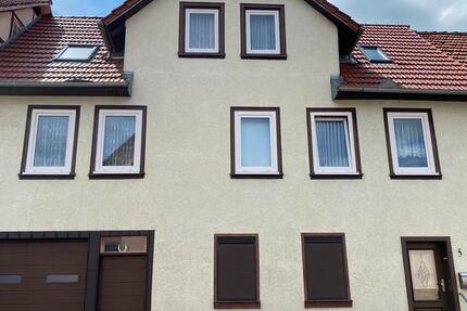 Haus Kaltennordheim - 6 Zimmer, 135 m&sup2;, 95.000&euro; | Angebot:26718456