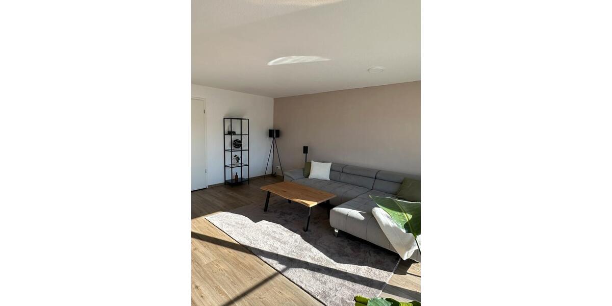 Dachgeschoßwohnung Königslutter am Elm - 3 Zimmer, 94 m&sup2;, 951&euro; | Angebot:25305528
