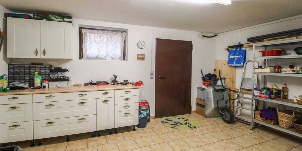Reihenmittelhaus Tiefenbronn - 4 Zimmer, 130 m&sup2;, 420.000&euro; | Angebot:26695536