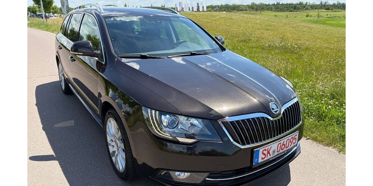 Skoda Superb 149.000 km 9.999 &euro; HALLE 06116
