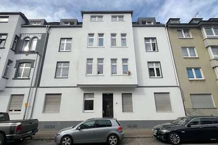 Wohnung zum Mieten in Gelsenkirchen 700 € 100 m² 4 zimmer