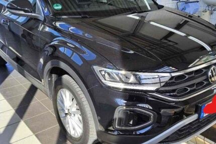 VW T-Roc 48.722 km 22.400 &euro; Hennef 53773