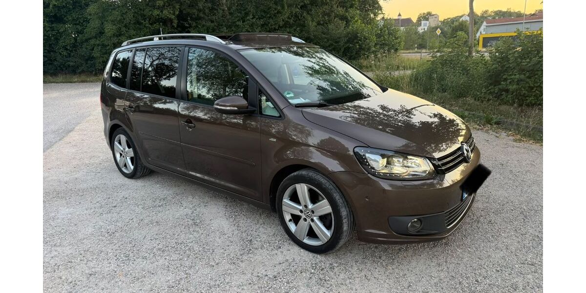VW Touran 216.000 km 7.800 &euro; Biberach 88400