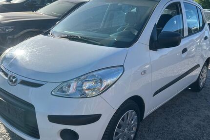 Hyundai i10 255.000 km 1.698 &euro; Rüsselsheim 65428