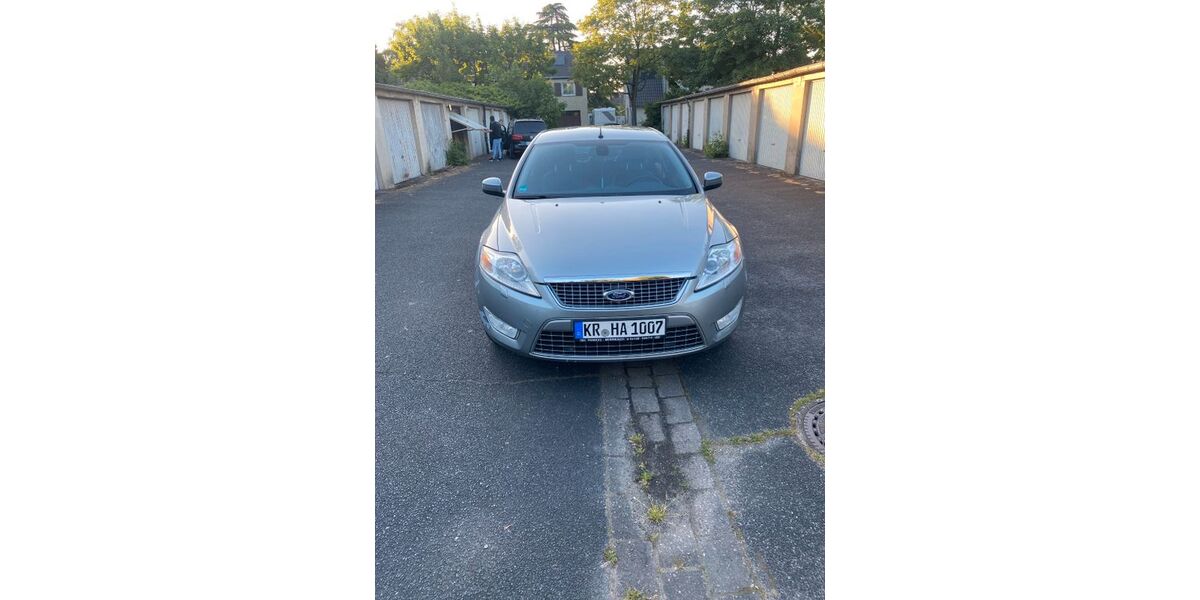 Ford Mondeo 150.000 km 2.999 &euro; Krefeld 47807