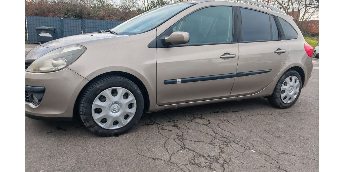 Renault Clio 163.000 km 2.299 &euro; Bad Kreuznach 55543