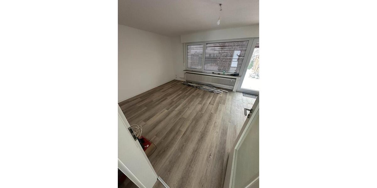 Reihenhaus Lage - 3 Zimmer, 120 m&sup2;, 975&euro; | Angebot:25157907