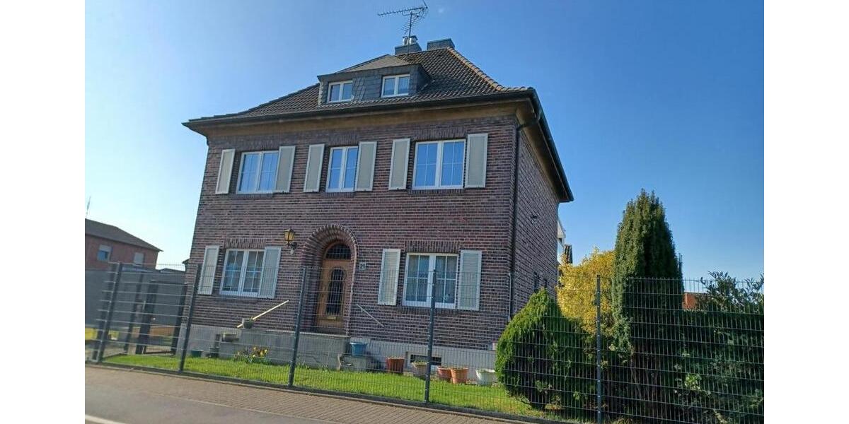 Einfamilienhaus Hückelhoven - 9 Zimmer, 220 m&sup2;, 399.000&euro; | Angebot:26002960