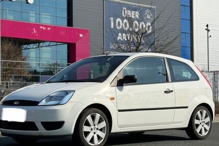 Ford Fiesta 87.000 km 2.750 &euro; Bamberg 96050